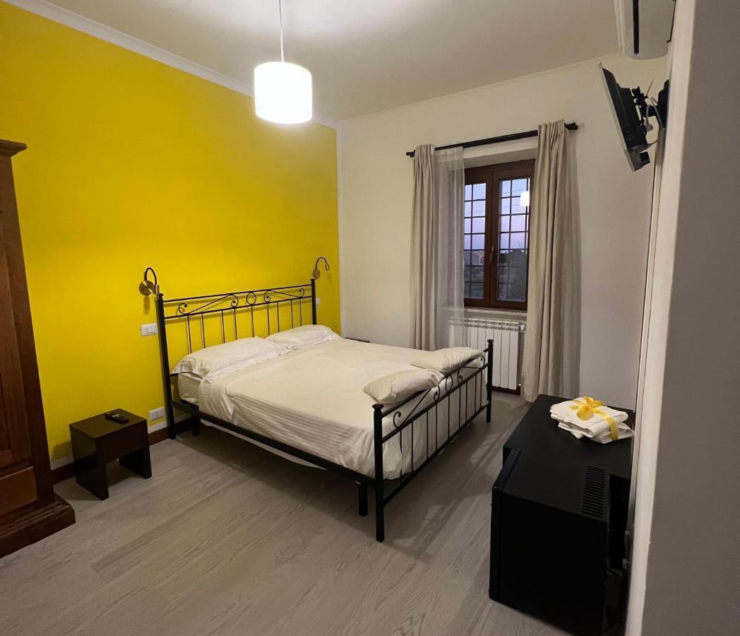 B&B Fili Al Casale 1121 โรม ภายนอก รูปภาพ